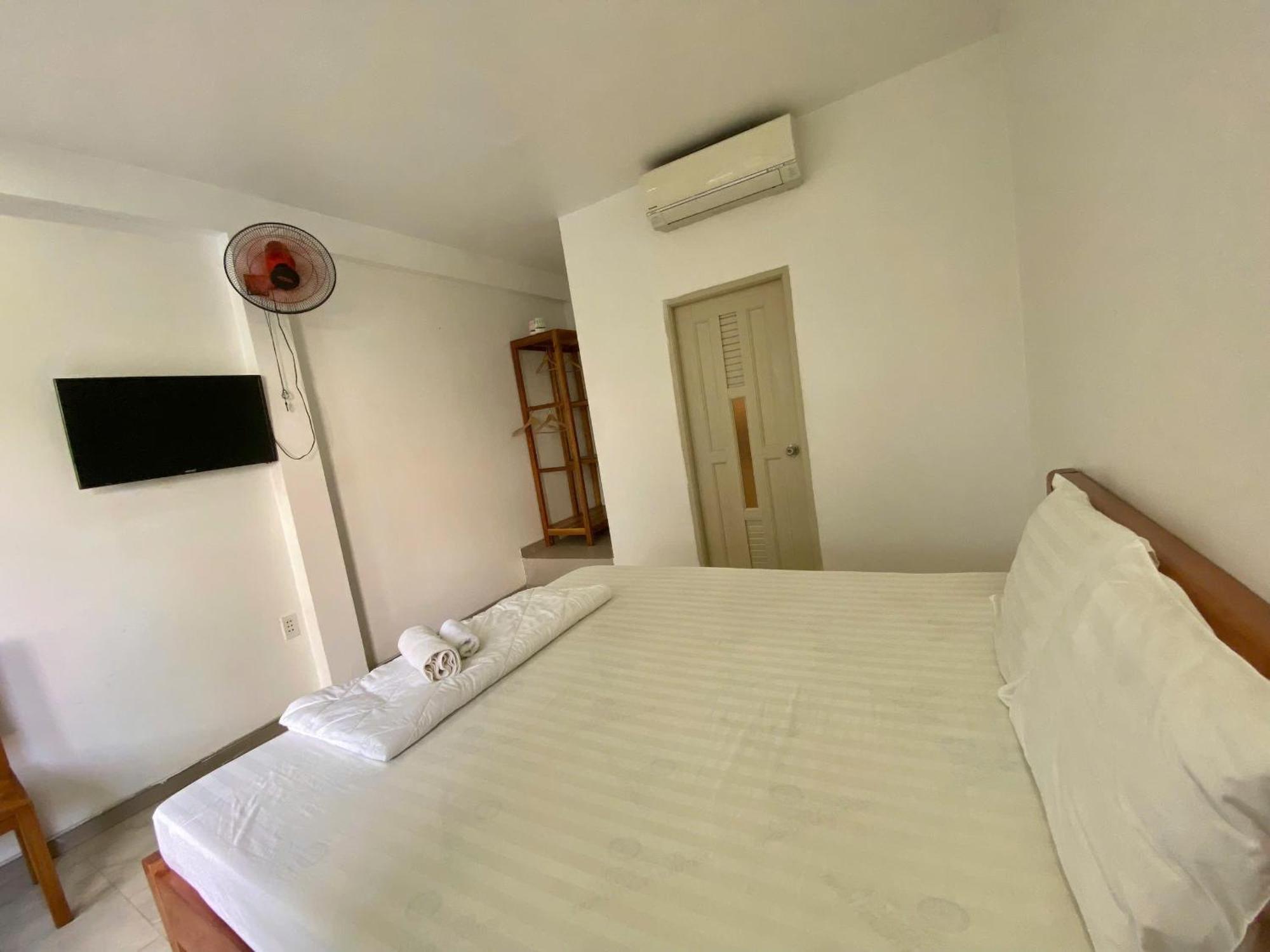 Orchid Guesthouse Дуонг-Донг Экстерьер фото