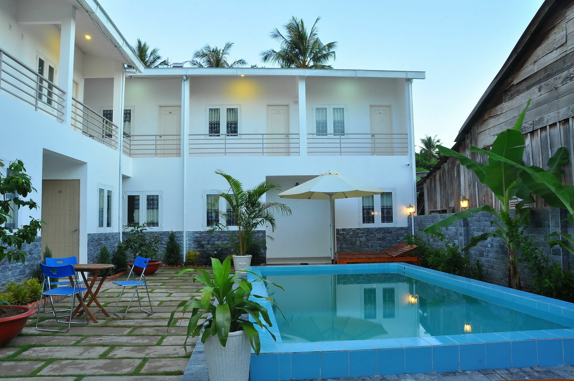 Orchid Guesthouse Дуонг-Донг Экстерьер фото