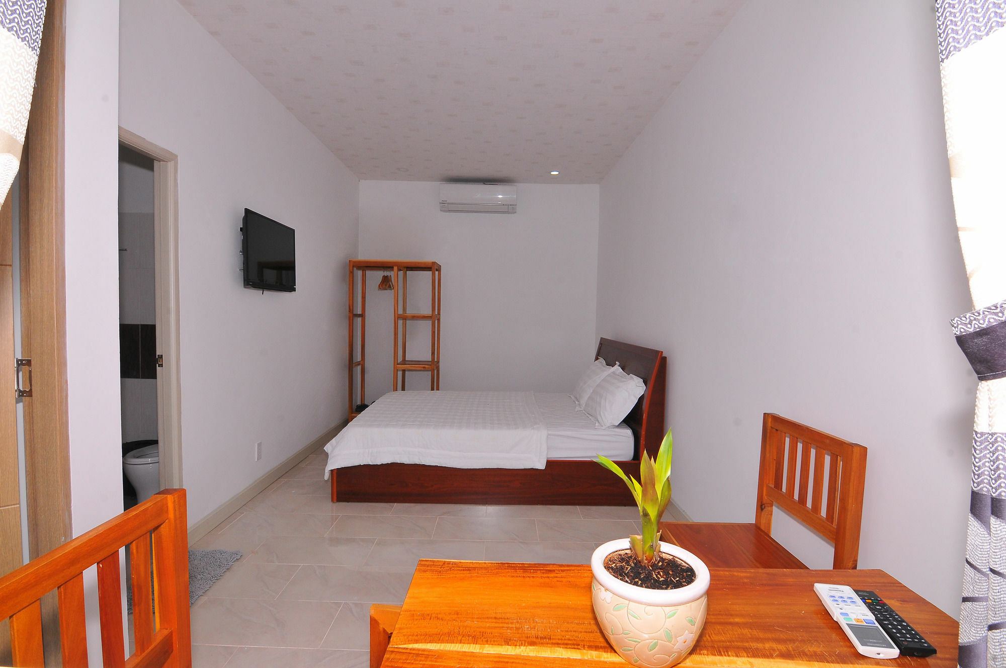 Orchid Guesthouse Дуонг-Донг Экстерьер фото