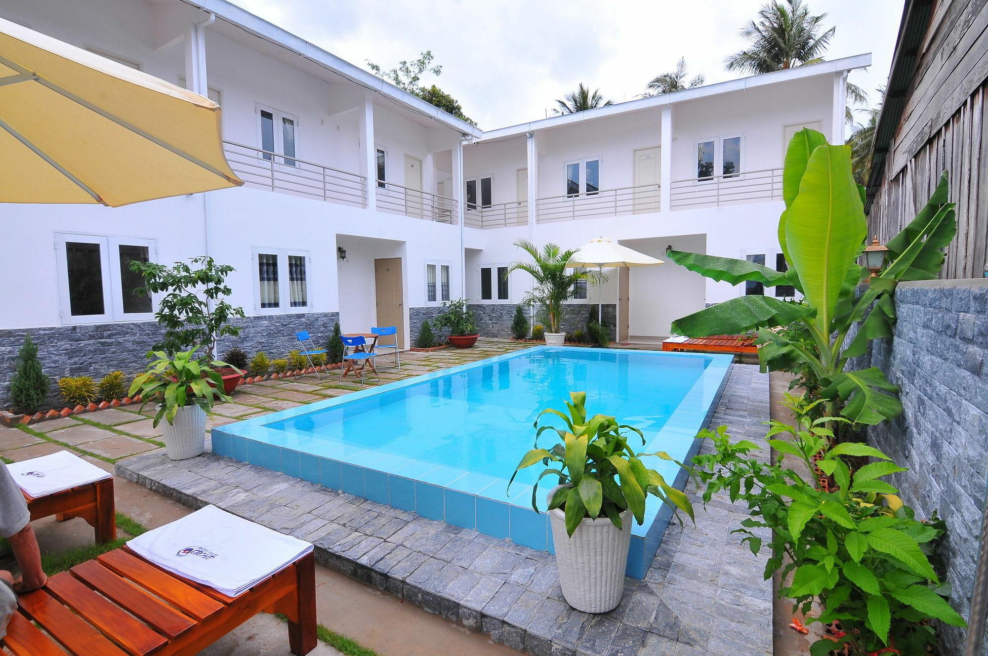 Orchid Guesthouse Дуонг-Донг Экстерьер фото